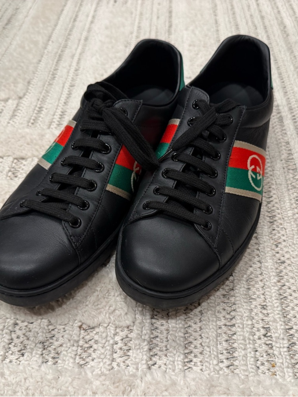 Gucci Black Leather Sneakers with Red and Green Web Stripe - Picture 2 of 6